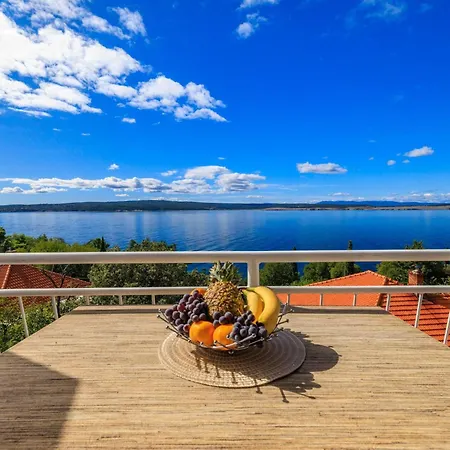 Mit Panoramablick Aufs By Interhome Dramalj